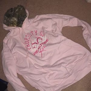 Realtree pink camo hooded sweatshirt size medium